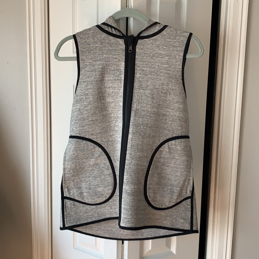 Lululemon Reversible Vest